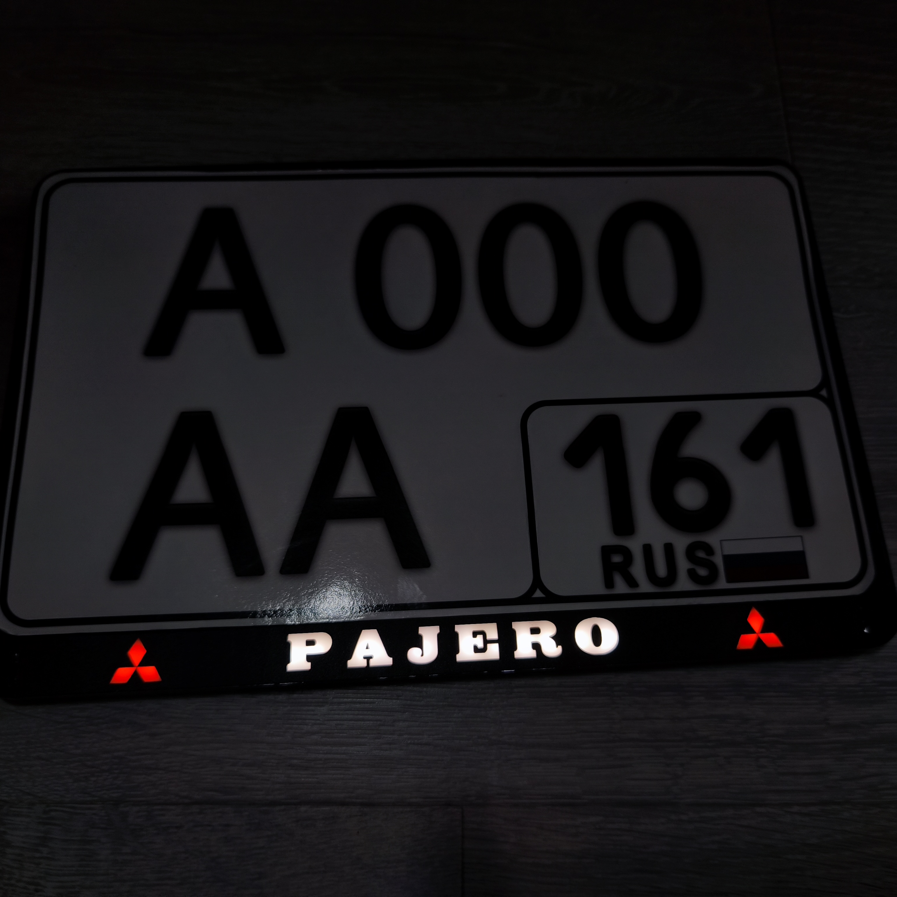 квадратная рамка с подсветкой